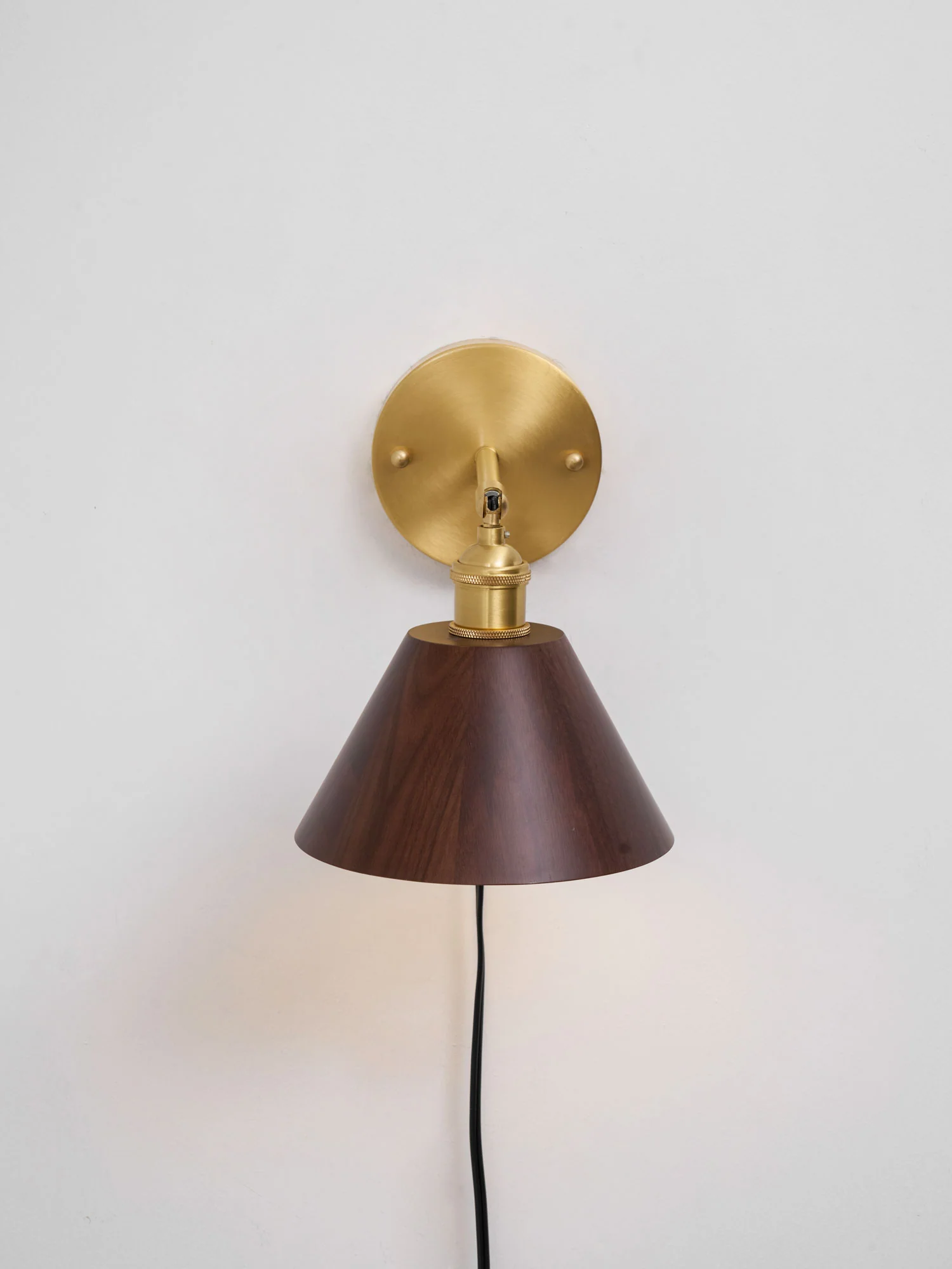 Vintage Wood Plug-in Wall Lamp - Image 18