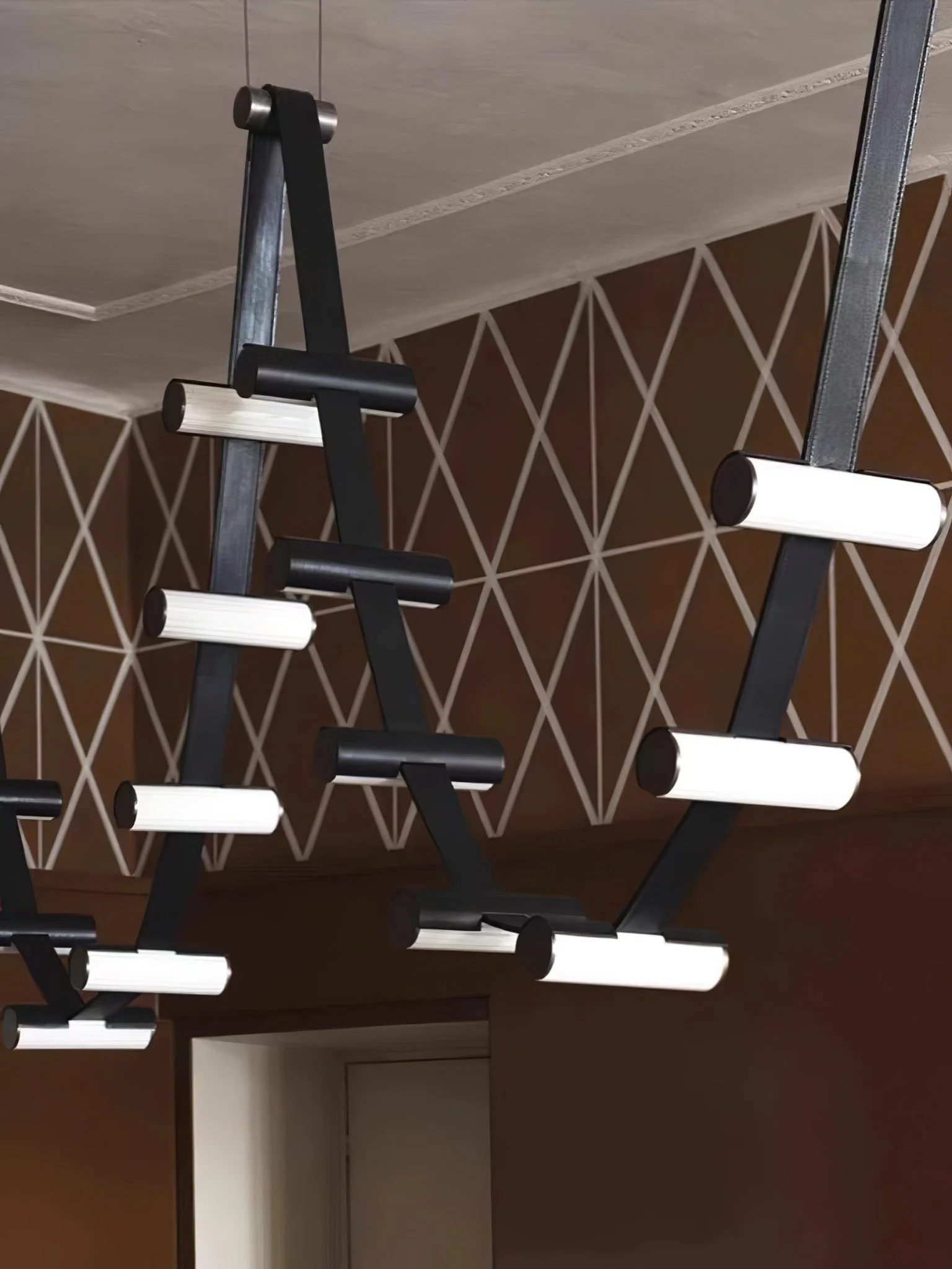 Voltra Belt Pendant Light - Image 34