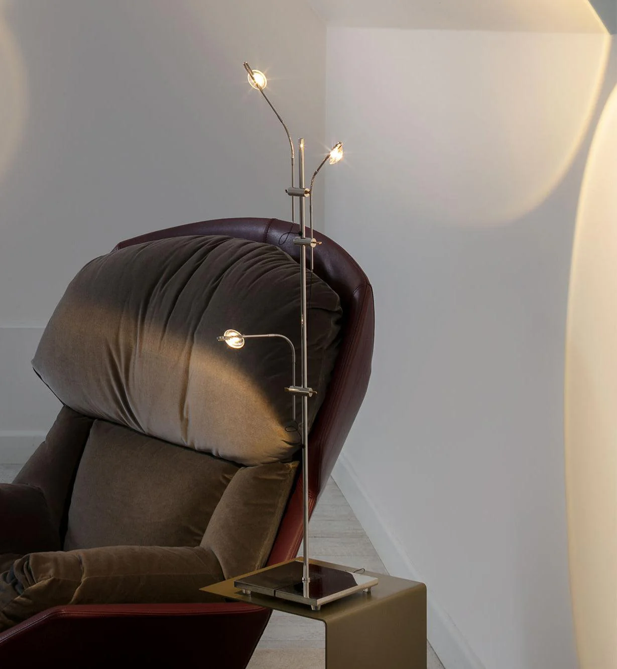 Wa Wa Table Lamp - Image 6