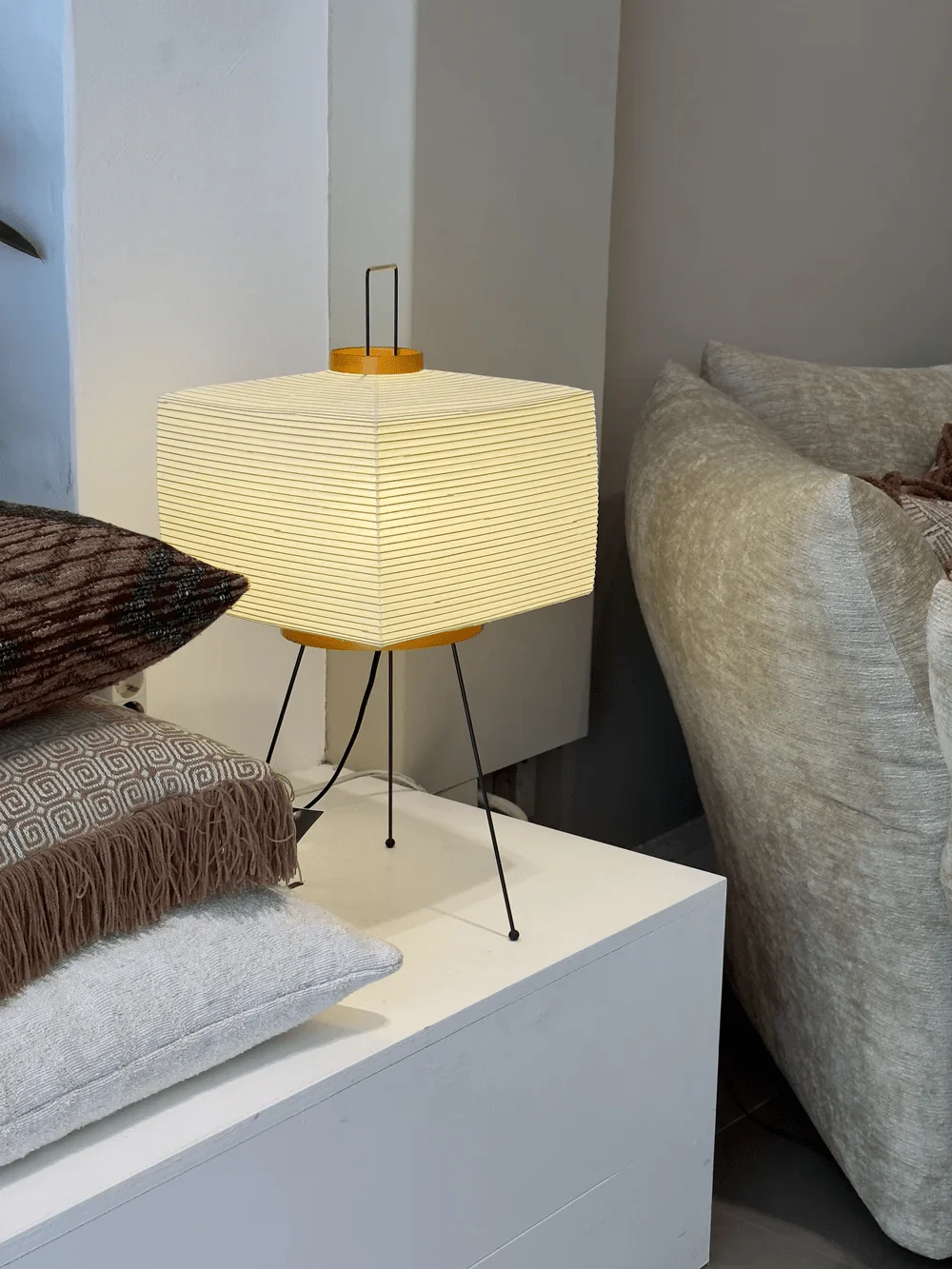 Washi Paper 3A/9A Table Lamp - Image 13