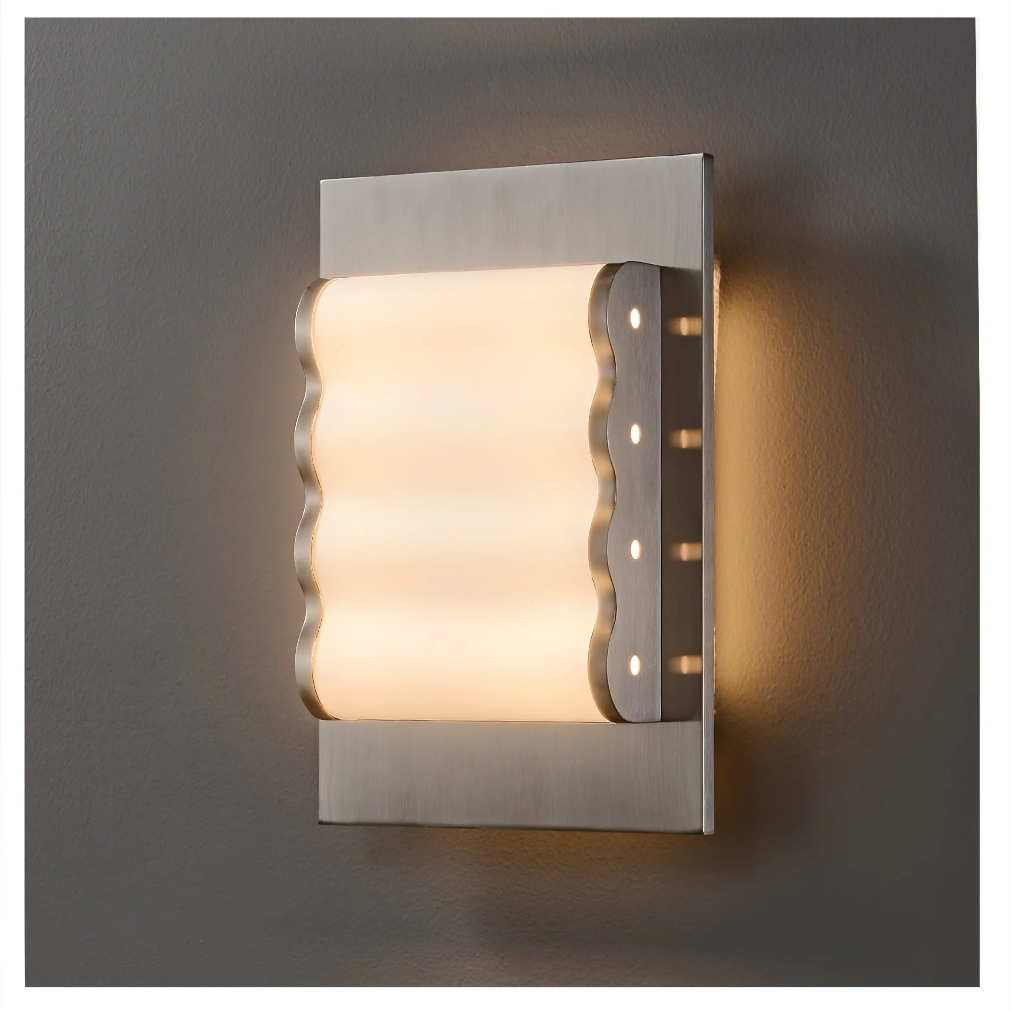 Wavelet Wall Lamp - Image 11