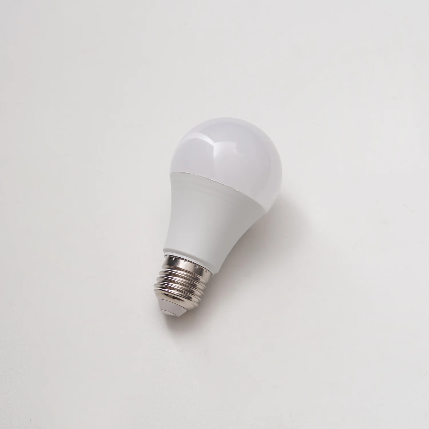 White LED Light E27 or E26 Bulb - Image 9