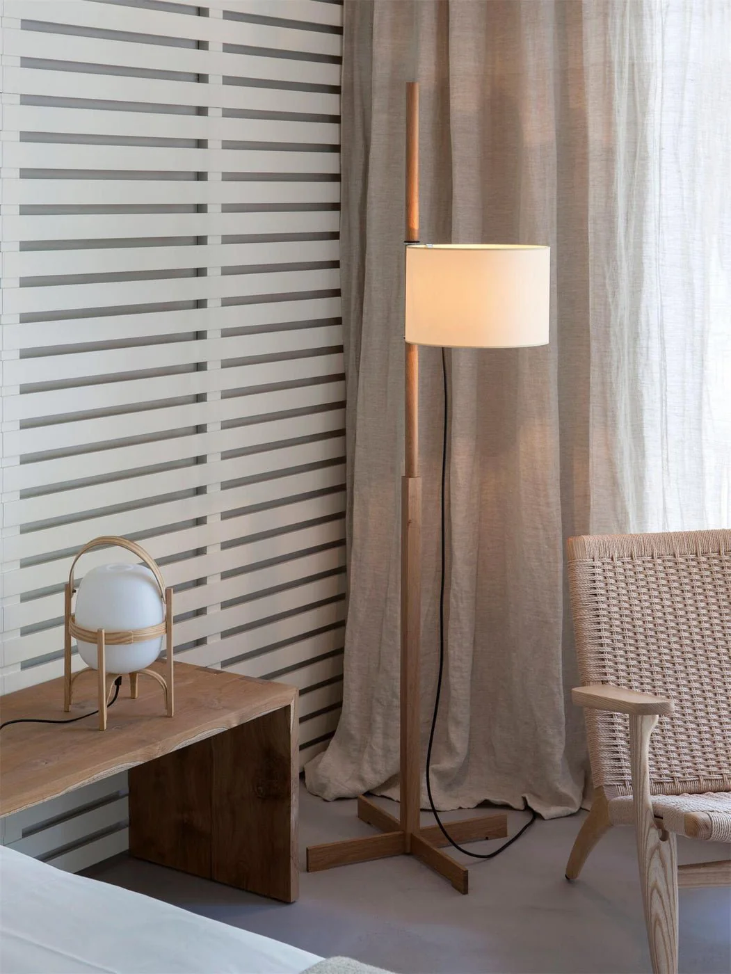 Wood Tmm Floor Lamp - Image 24