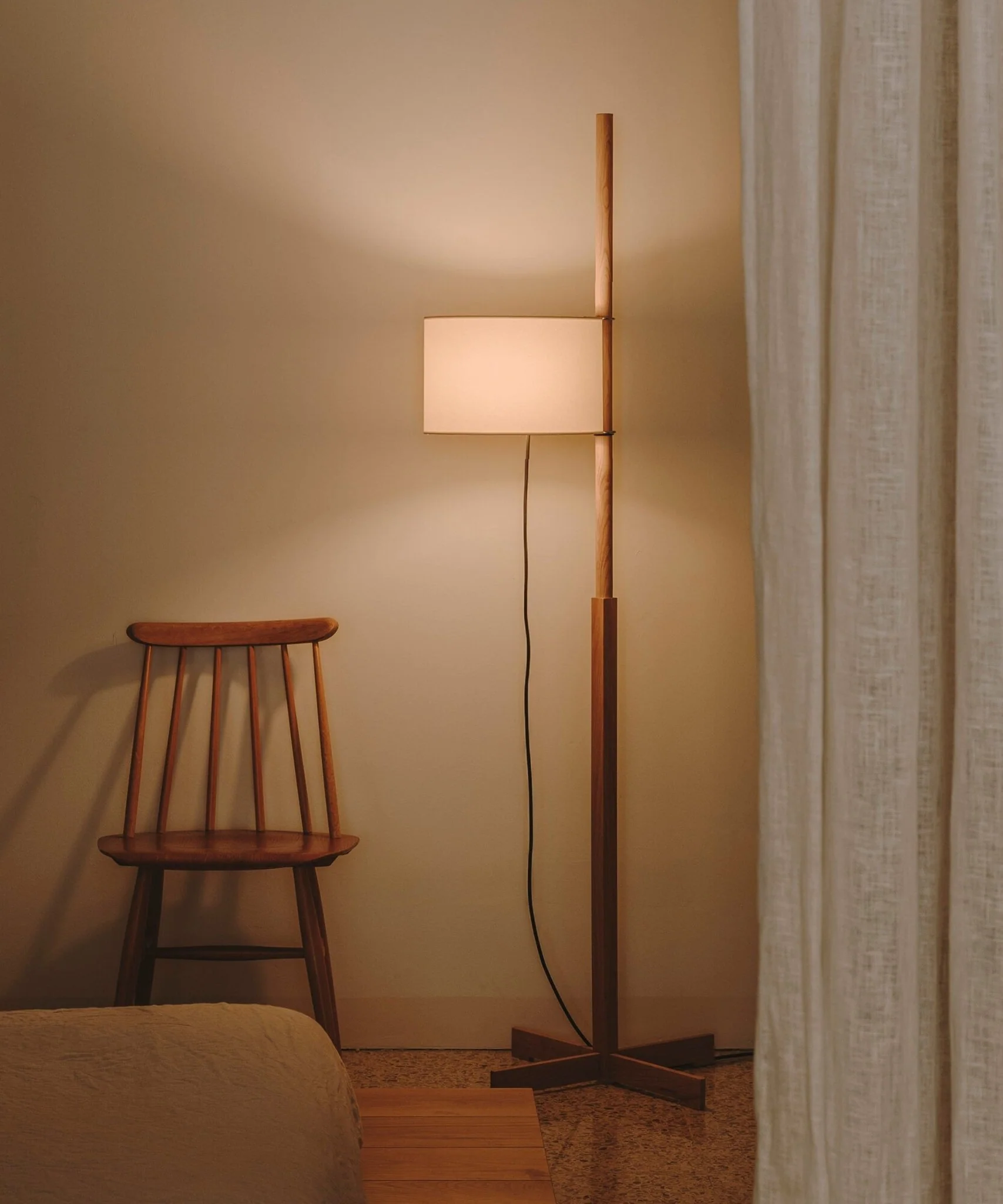 Wood Tmm Floor Lamp - Image 31