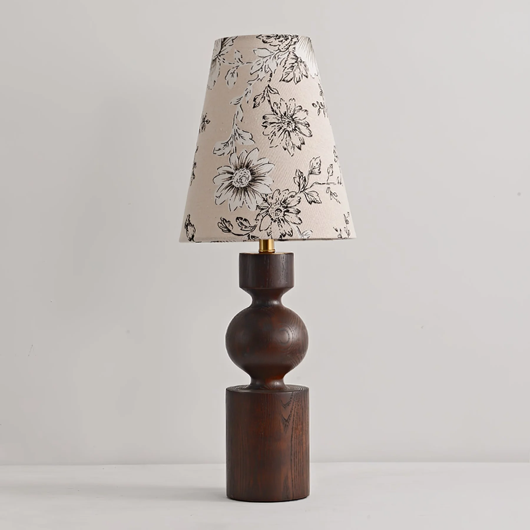 Wooden Flower Pattern Table Lamp - Image 8
