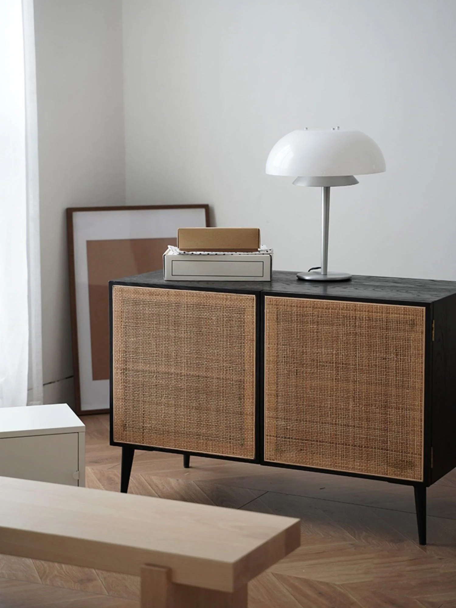 Wuzzini Table Lamp - Image 11