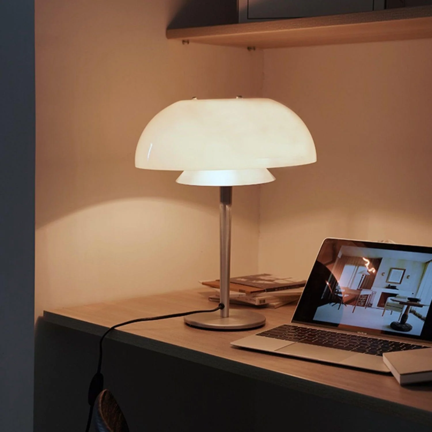 Wuzzini Table Lamp - Image 2