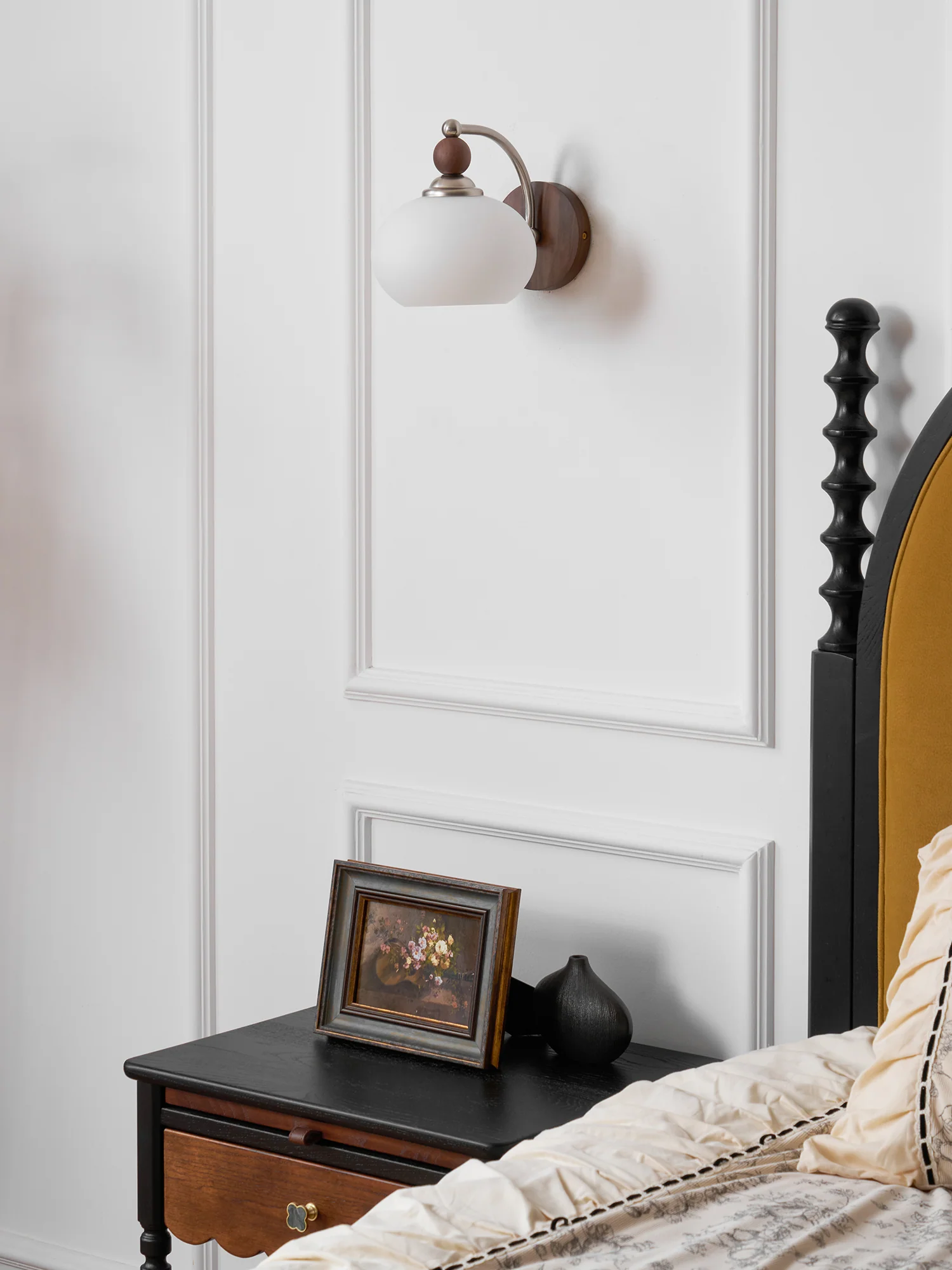 Yisi Po Wall Lamp - Image 24