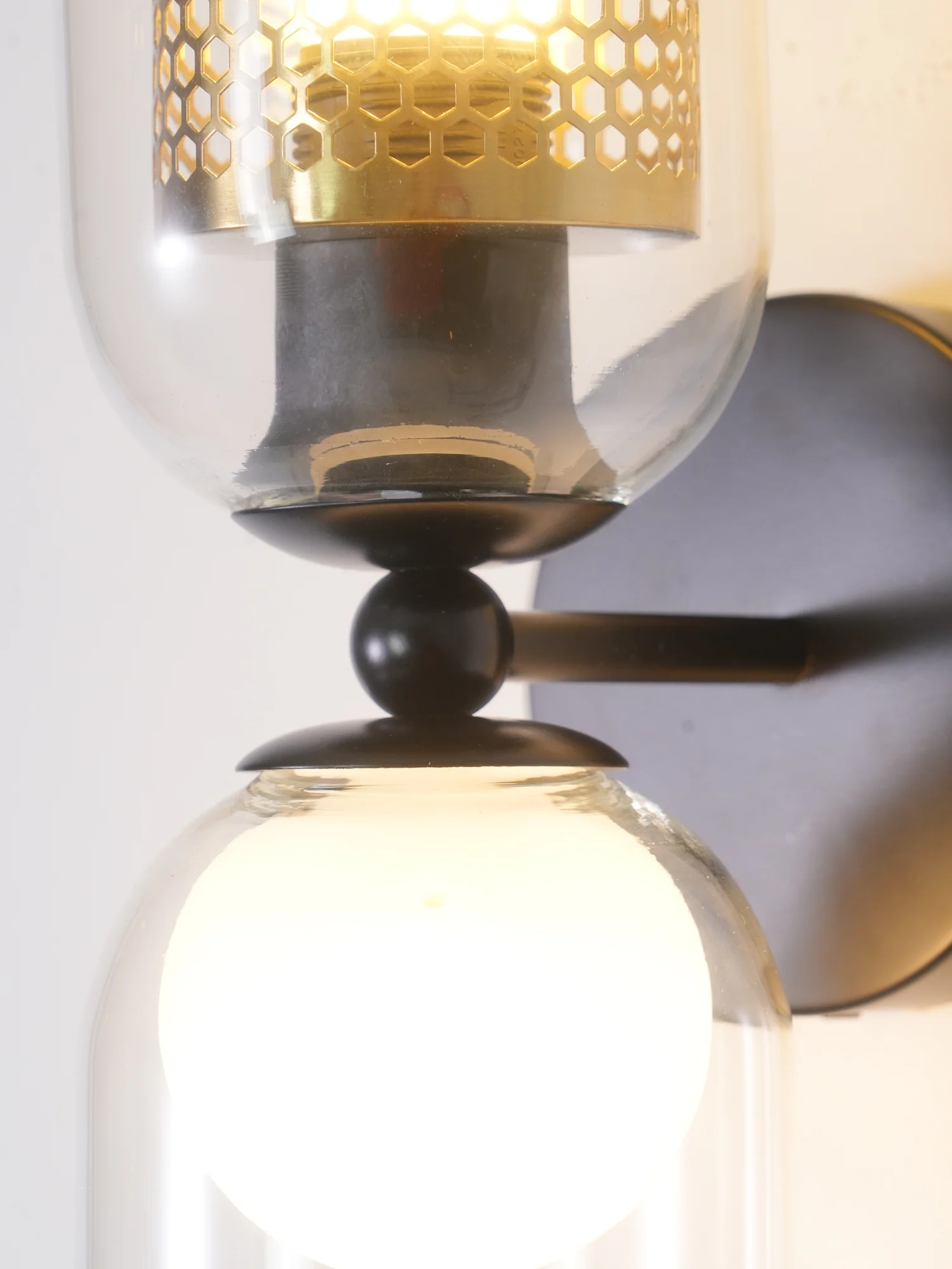 Zachary Wall Lamp - Image 28